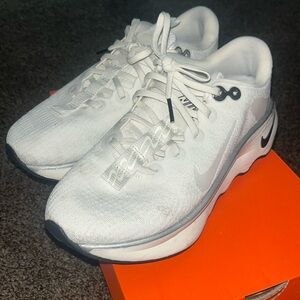 Great condition Nike Motiva!